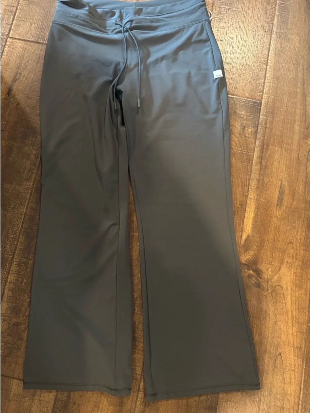Charcoal Gray Drawstring Wide-Leg Ankle Daily Form Vuori Dark Jade - Picture 1 of 4